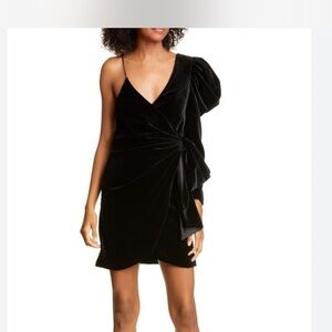 Alice and Olivia Elegant Black One-Shoulder Dress